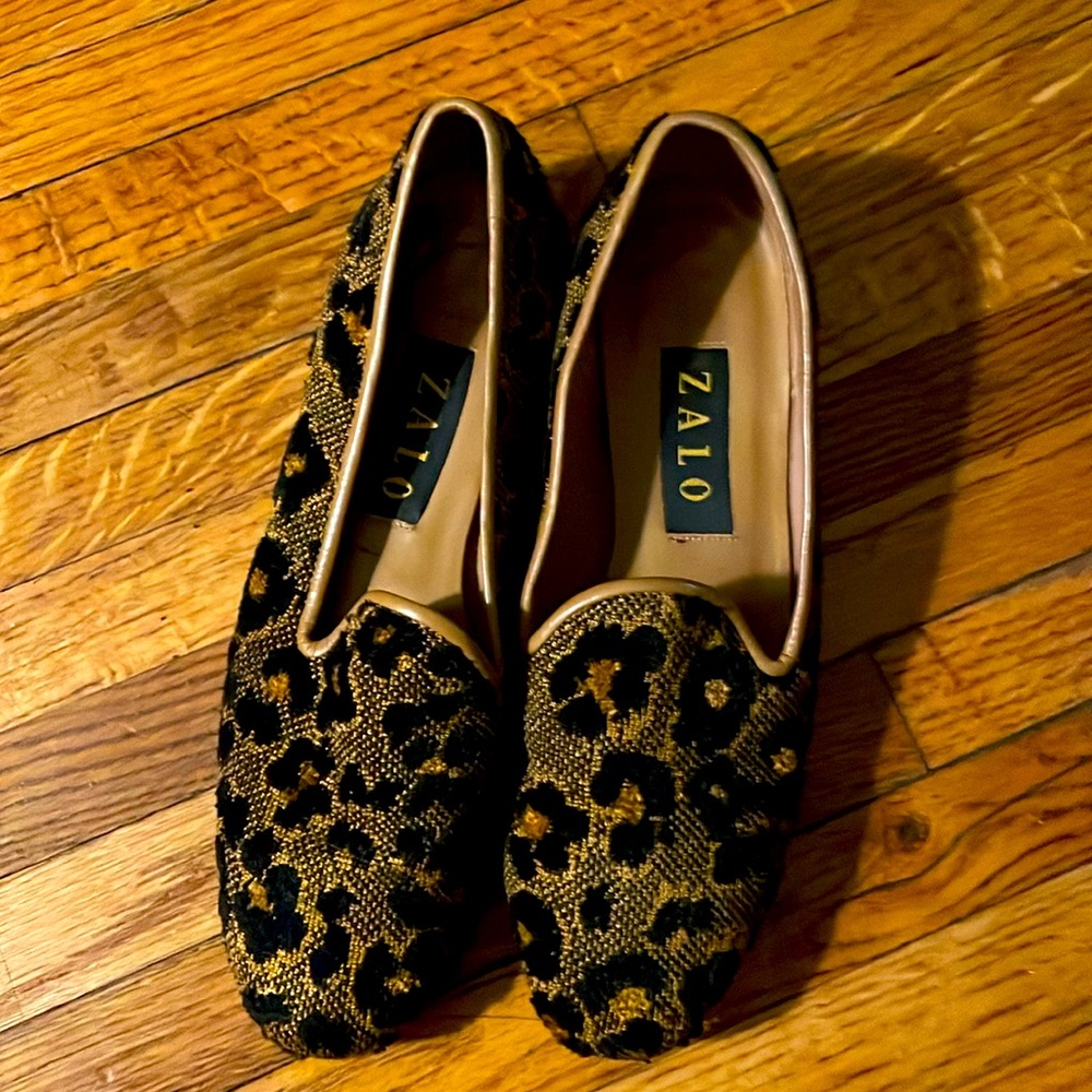 Zalo Animal Print Cloth Shoes Flats Black and Gold Women's Size 7N - Picture 1 of 8